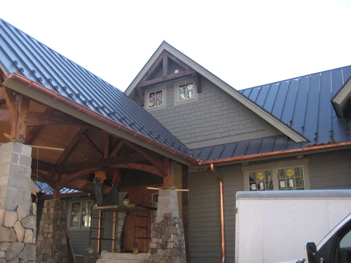 Craftsman Roofing team delivering quality roofing work in Handy
